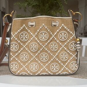 T Monogram Straw Bell Bag - Tory Burch